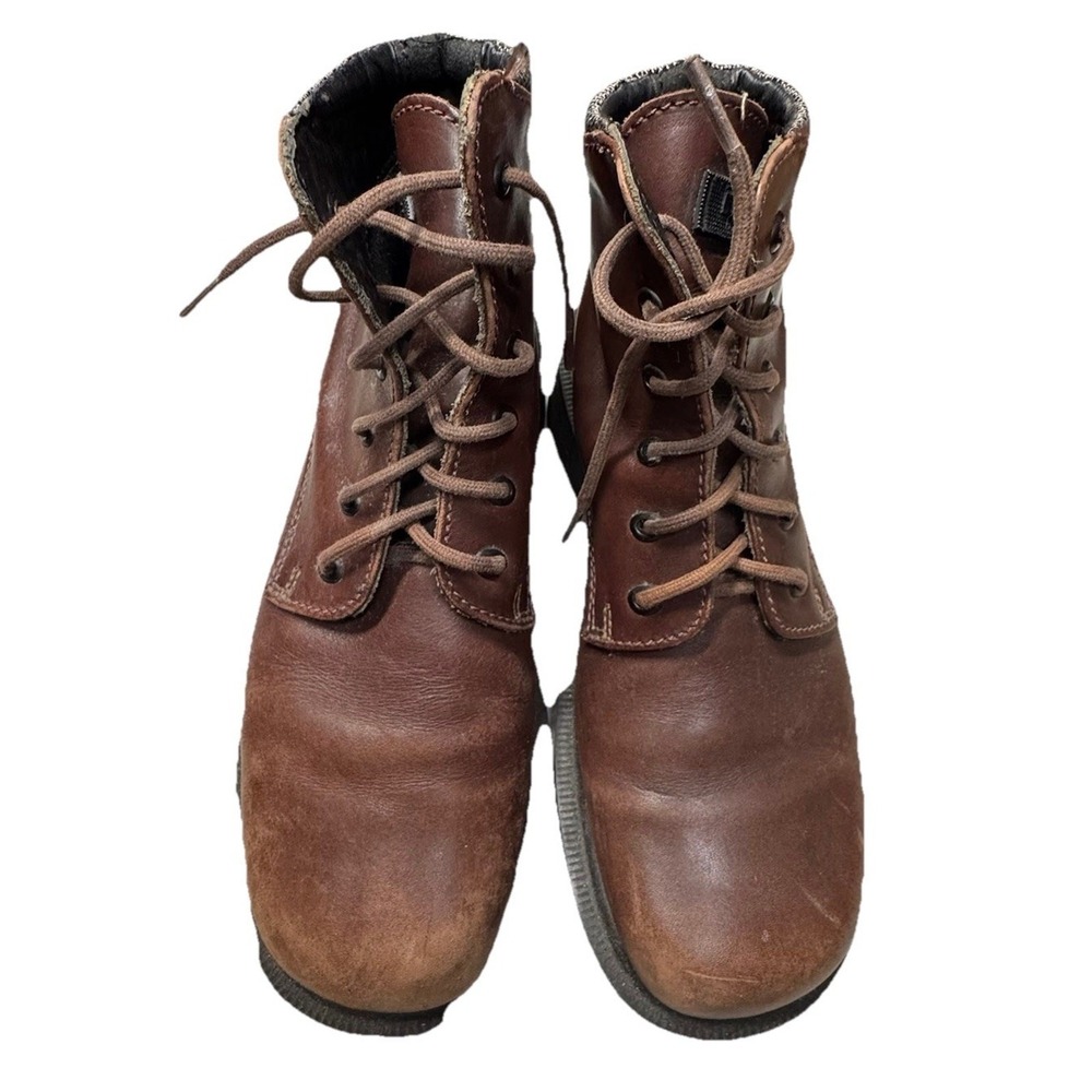 Vintage Brown Dr Marten's 8287 Air Wair Boots Size 4 AW 004 "DM's" Embossed Heel